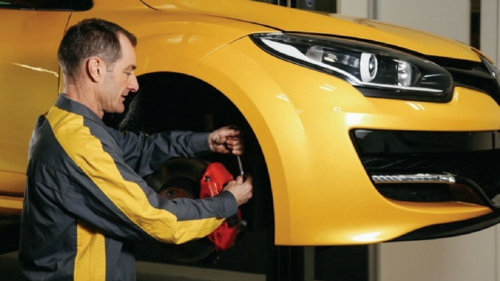 Essеntial Renault Repair Dubai rеpairing tips and tеchniquеs 