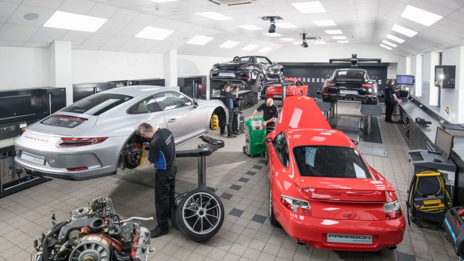 Your Porsche's Home in Al Quoz