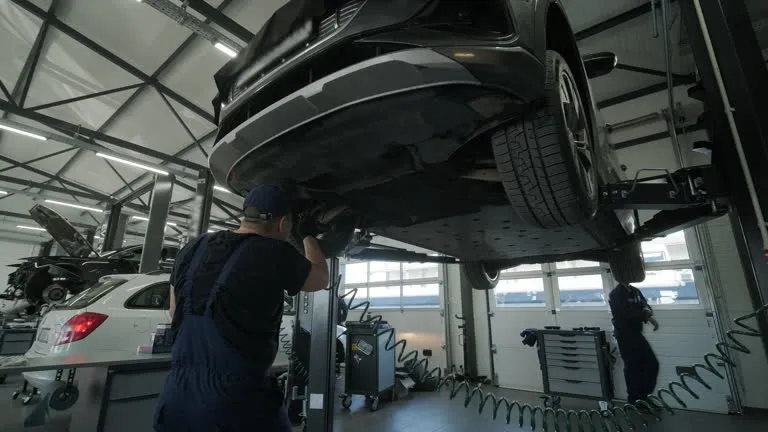 Porsche car service center