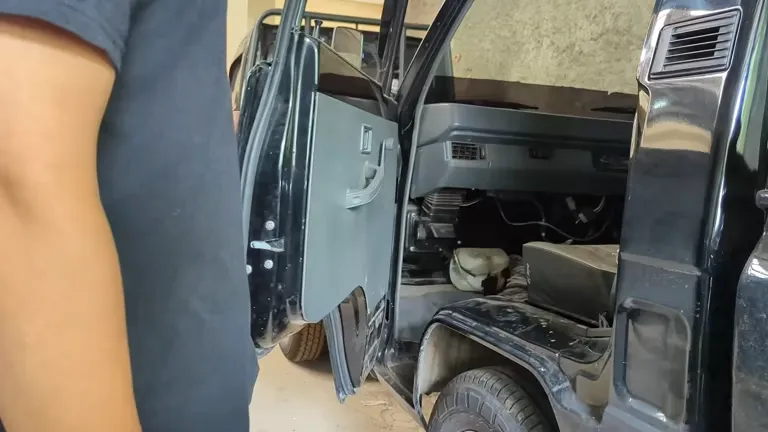Jeep dashboard repair
