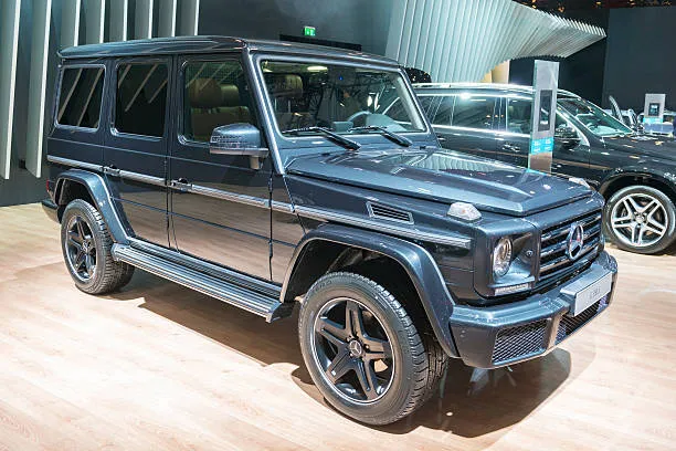 Mercedes g class garage near me