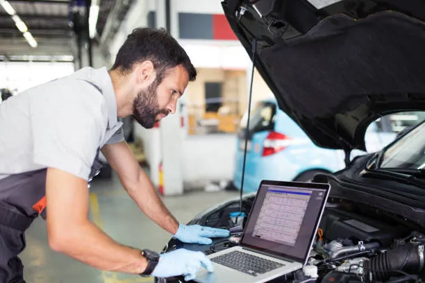 Mercedes engine diagnostic and repair