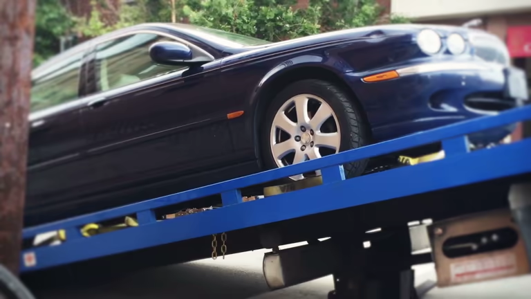 expert car recovery service