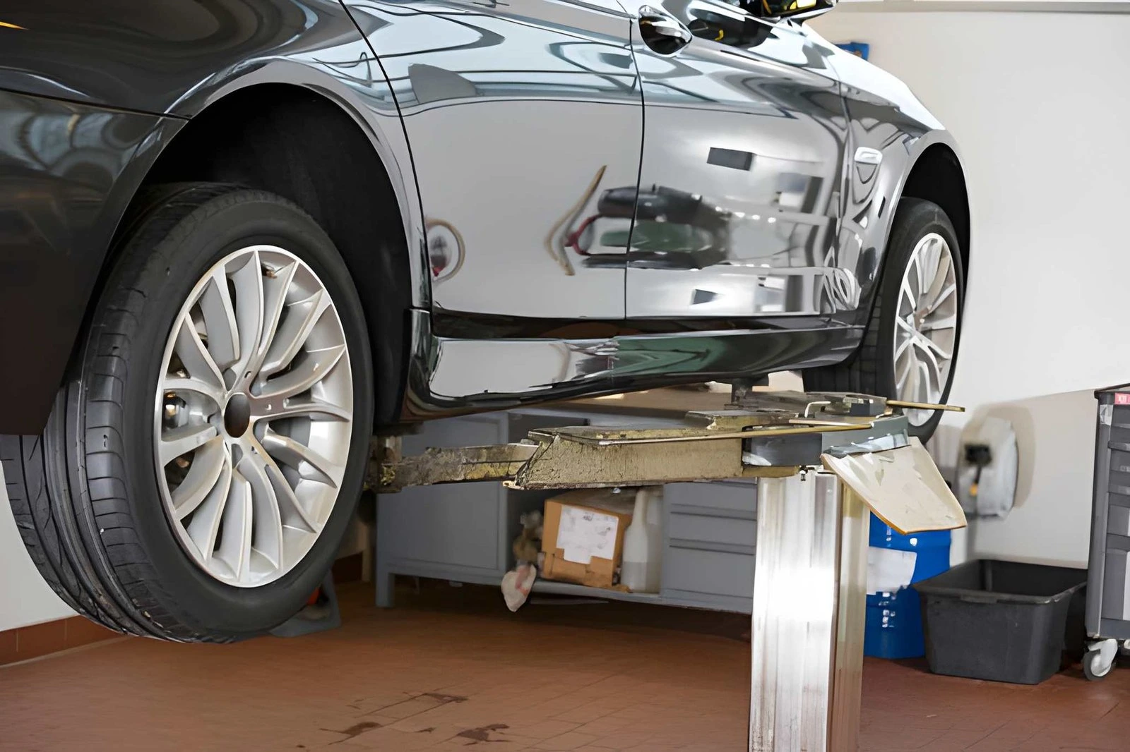 Jaguar Service Center Dubai