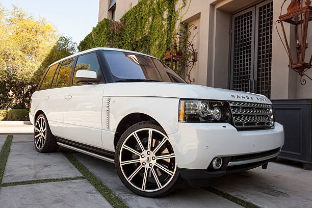 Range Rover Garage