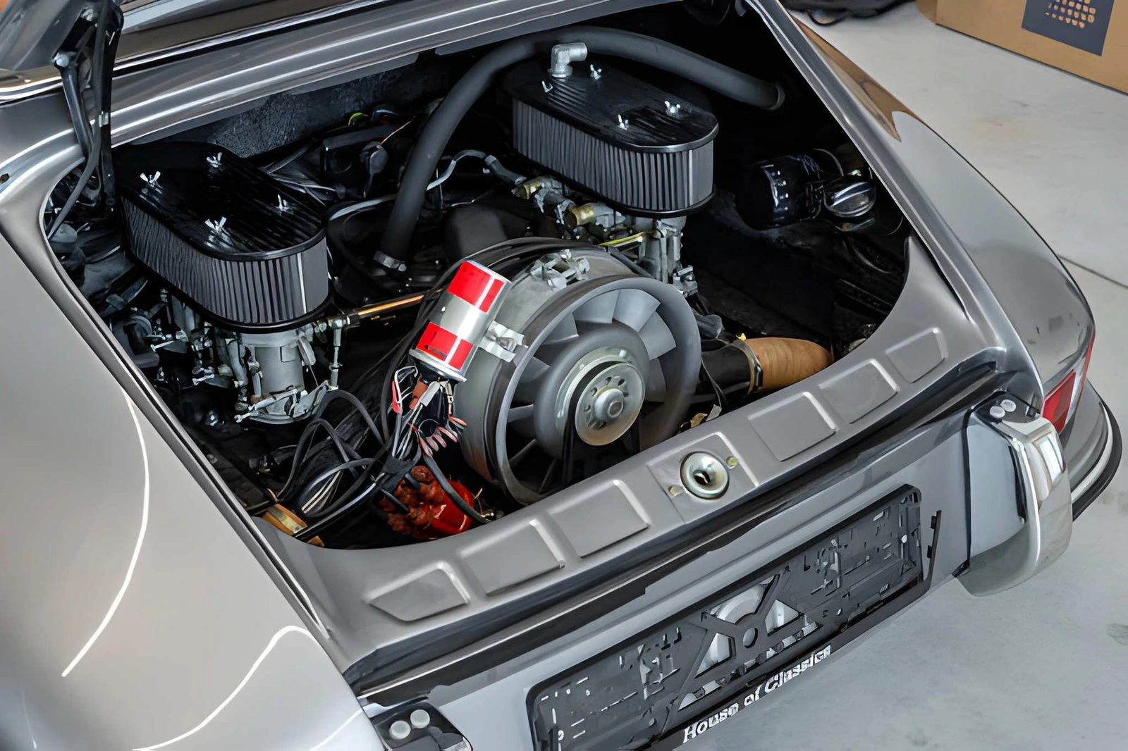 Porsche Workshop Dubai