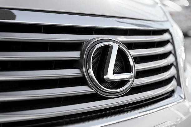 lexus service center dubai